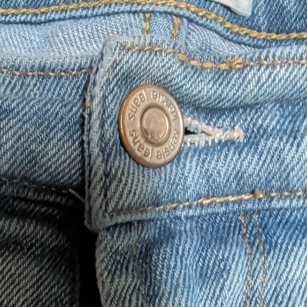 Kensie Light Blue Jean Shorts - Picture 3 of 6